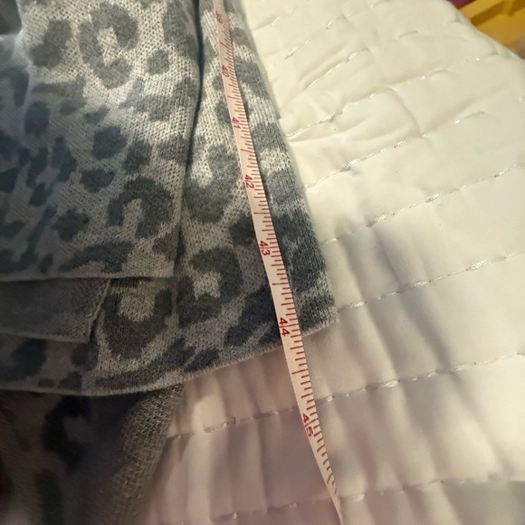 Ruby Moon Leopard Print Longline Duster Cardigan Women’s Small Gray - Picture 3 of 8